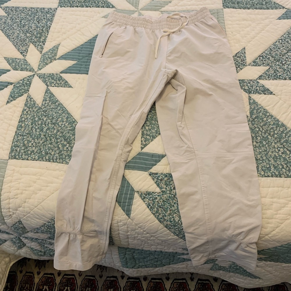 white outdoor voices rectrek pants